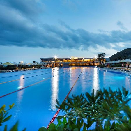 Khach San - Resort Oceanami - 롱하이 외부 사진